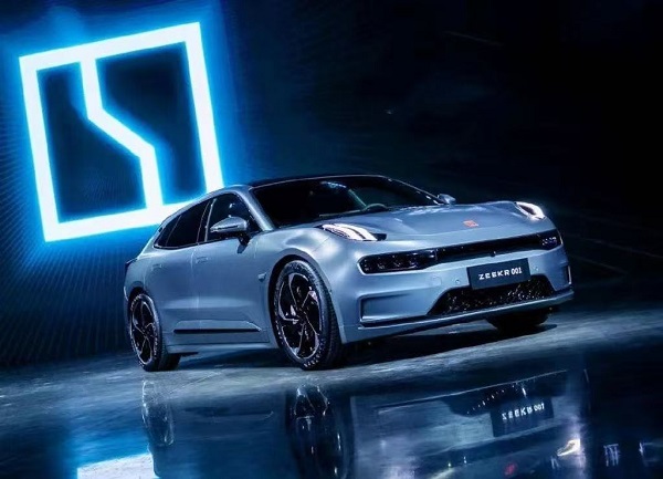 Dari Debut CES hingga Kemenangan Gurun: Zeekr Mengambil Timur Tengah dengan Ribut